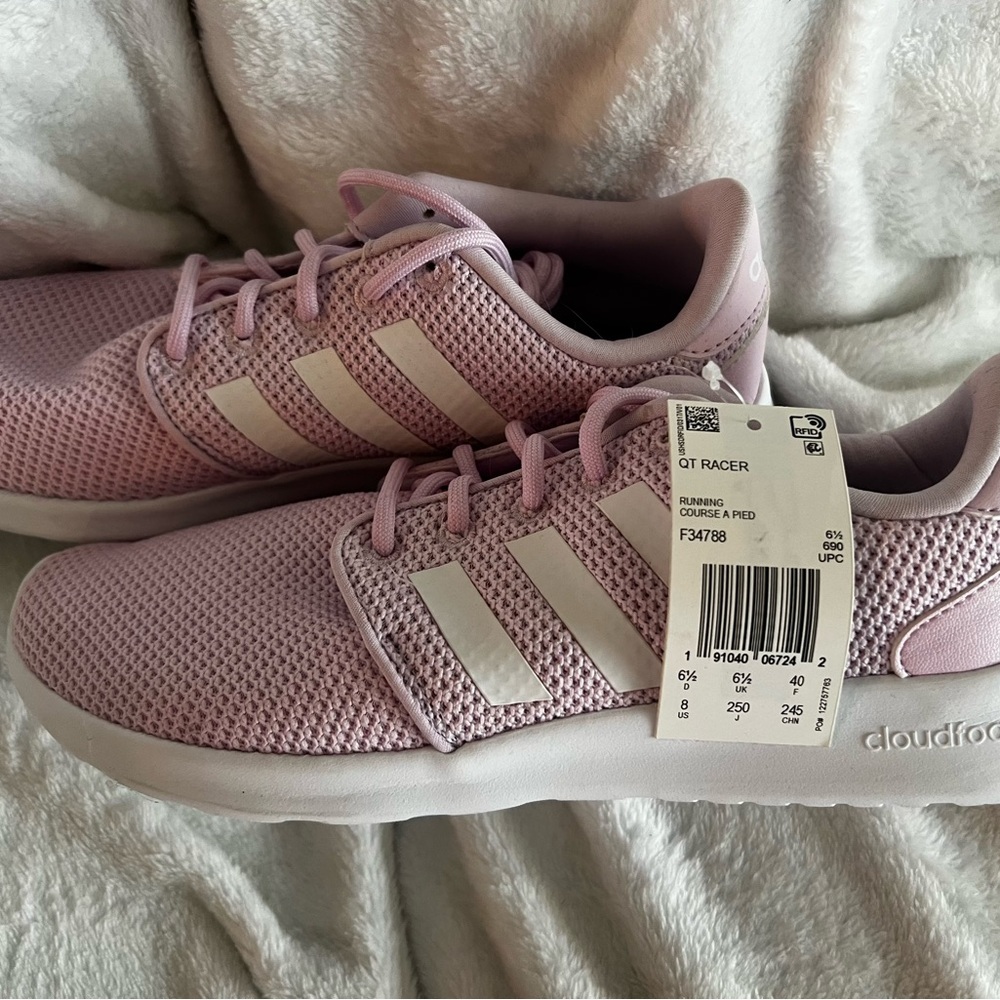 Adidas QT Racer